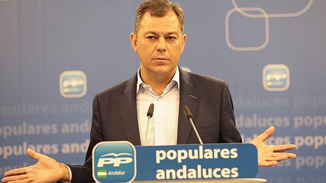 El PP critica que Pastrana use recursos públicos para fines privados