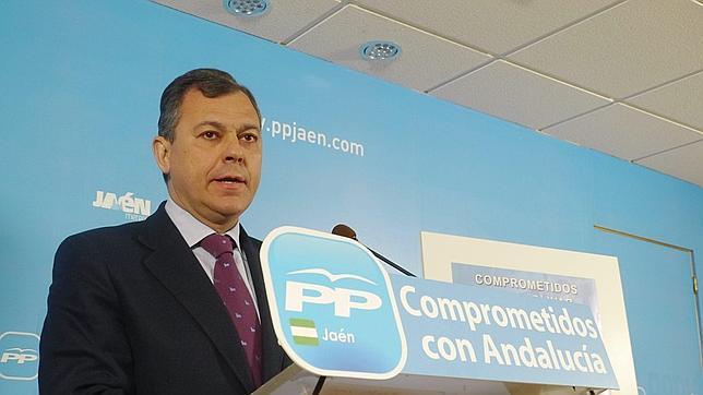 El PP insiste en que Díaz lleve a la Fiscalía los «informes de reparo» de la Intervención