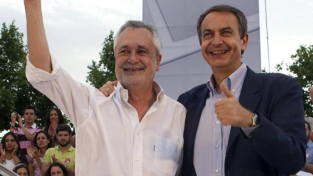Griñán, junto a José Luis Rodríguez Zapatero durante un mitín socialista en Sevilla