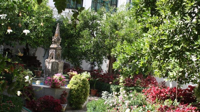 El Convento del Loreto acogerá sendos talleres de empleo de jardinería y de turismo