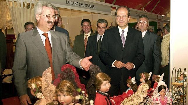 La Junta justifica la ayuda a Jiménez Barrios que anuló el pasado año