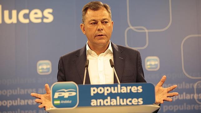 Sanz: «Chaves y Griñán son imputados VIP»