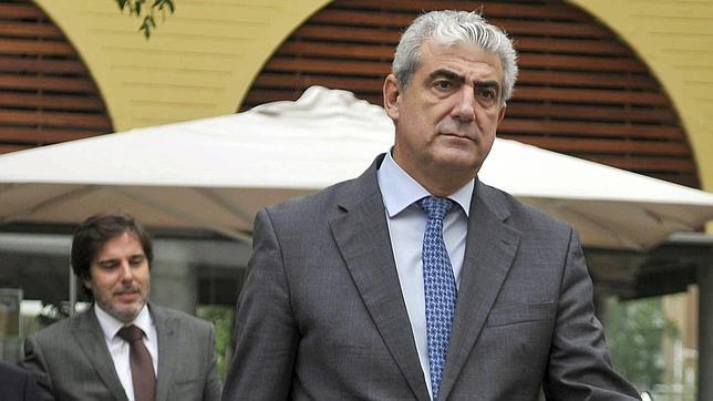 «La juez no quiere grabar para que no se vea lo que pasa aquí dentro»