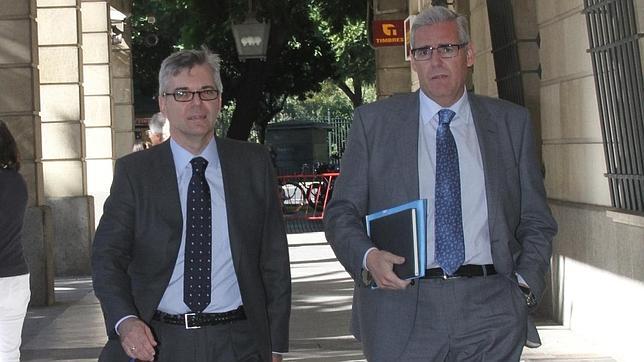 El exasesor del PSOE Domingo Enrique Castaño y otros tres imputados, ante Alaya