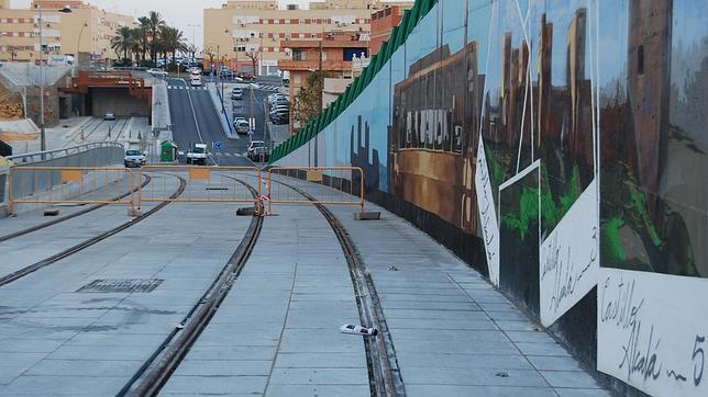 El Ayuntamiento de Alcalá «agradece» al Defensor del Pueblo su interés por el tranvía