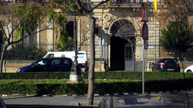 Detenida una mujer por intentar matar a un hombre en una calle de Jerez