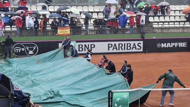 Aplazan al lunes el partido entre Torró y Zakopalová por la lluvia
