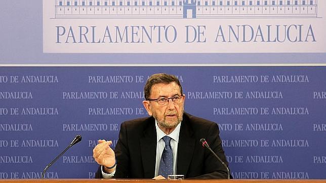 El presidente del Parlamento andaluz abre los actos del 28F
