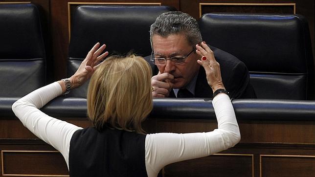 Gallardón pregunta al PSOE si quiere para Europa los ERE y el paro de Andalucía