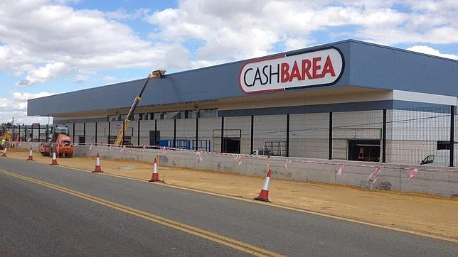 Cash Barea abre un nuevo establecimiento en Palomares del Río a principios de mayo