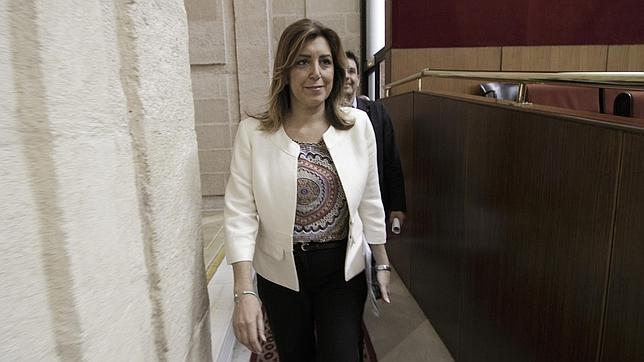 Susana Díaz niega tener el «mando a distancia» del PSOE