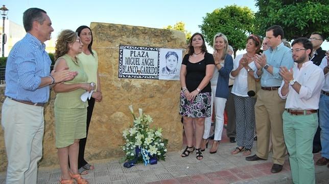 Recuerdo a Miguel Ángel Blanco en el aniversario de su muerte