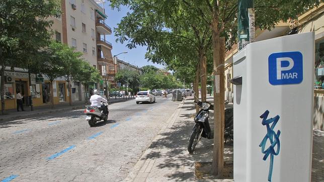 El PSOE detecta un exceso de 268 plazas en la zona azul de Sevilla
