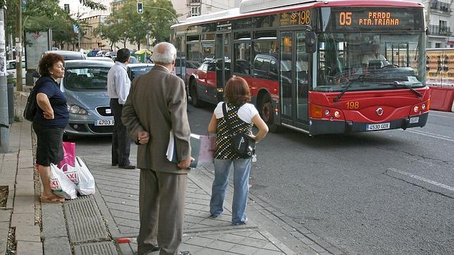 El autobús golea al metro en Sevilla 6 a 1