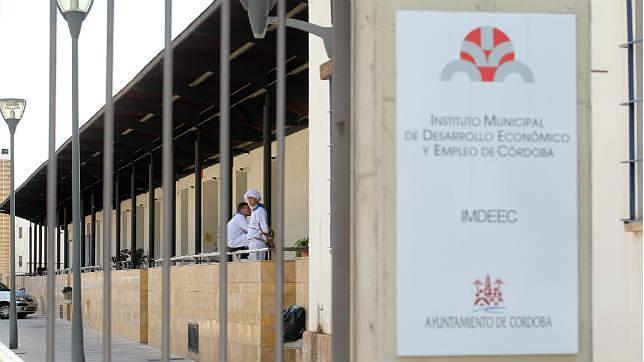 La Junta exoneró a 36 entidades cordobesas de justificar cursos