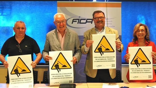 La vía entre Alcalá y Dos Hermanas, una infraestructura peligrosa y que se encarece cada día