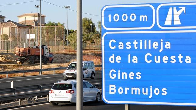 Cortes de tráfico desde este lunes en la A-49, entre Gines y Sanlúcar la Mayor, por obras
