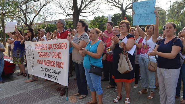 Las protestas de los padres llegan al Defensor del Pueblo Andaluz