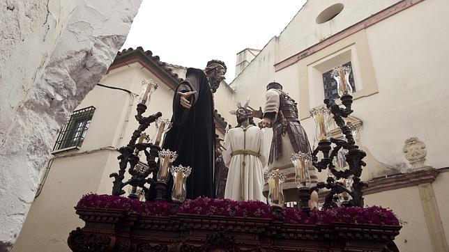 Un Miércoles Santo de horarios muy tempranos