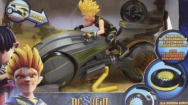 «Elsa musical» o la moto de «Desafío Champion», agotados en muchas jugueterías sevillanas