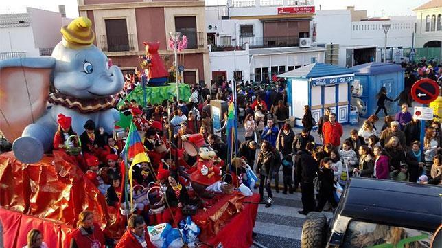 Unas 15.000 personas arropan a los Reyes Magos en Mairena del Aljarafe