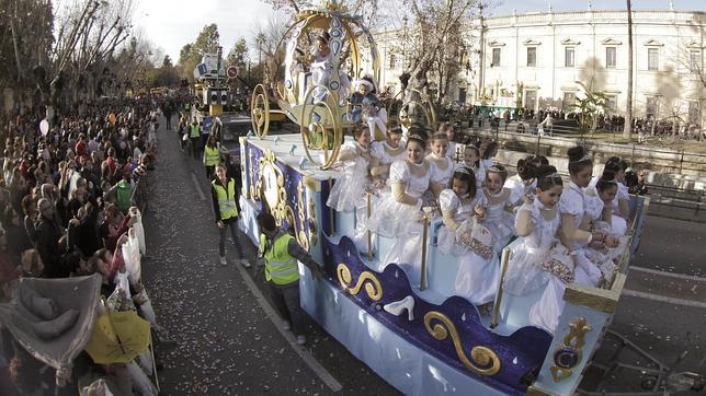 Conoce el itinerario y los horarios de la Cabalgata de Reyes Magos de Sevilla 2015