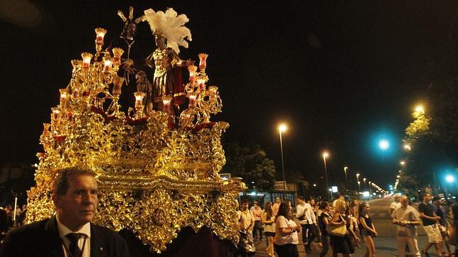 «Quiero pegar a los hermanos de la Estrella a la casa de hermandad»