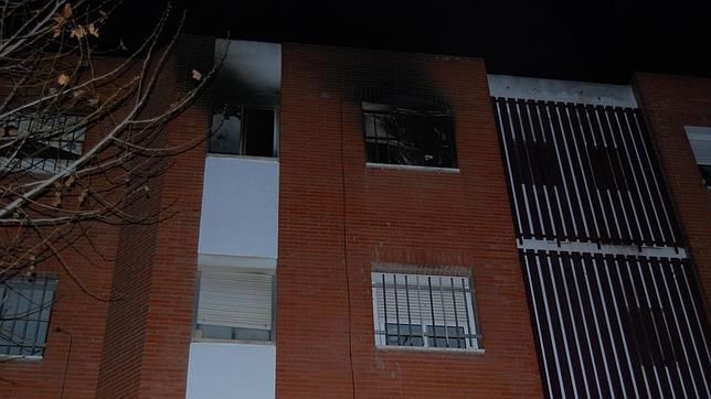 Muere una mujer en el incendio de su vivienda en Dos Hermanas