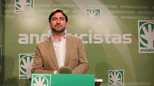 El concejal andalucista que denunció al alcalde, imputado por otro juez