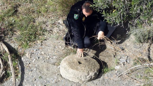 La Policía Autonómica localiza en Almería una docena de yacimientos arqueológicos