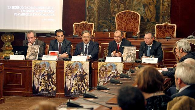 Historia, arte y devoción de Jesús Caído de Córdoba en 300 páginas