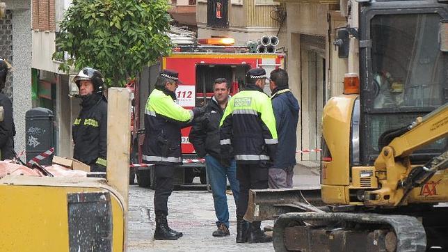 La rotura de una tubería de gas obliga a acordonar el centro y cortar el suministro