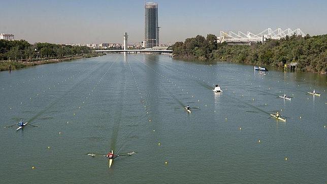 Turismo deportivo: piragüismo en el Guadalquivir