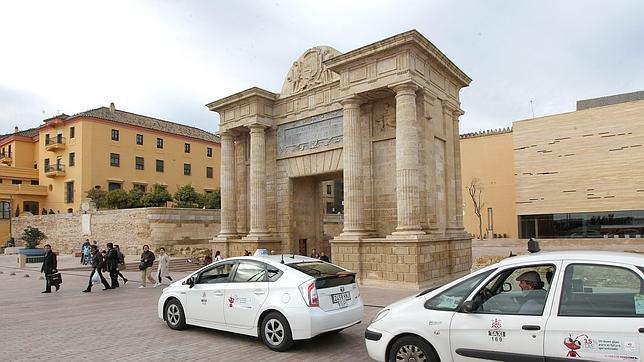 La nueva ordenanza del taxi acaba con la competencia de las bajadas de bandera