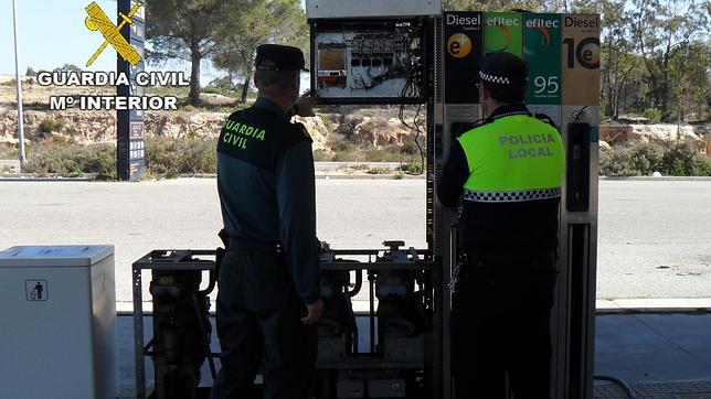 Roban 18 kilos de cables de gasolineras