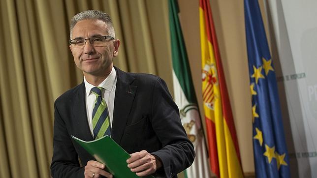 La Junta critica la «doble vara de medir» del PP sobre los aforamientos de diputados