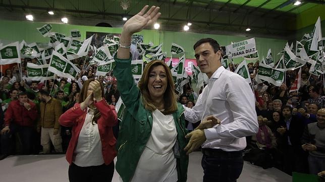 Expectación y un pabellón abarrotado para el cierre de campaña de Susana Díaz