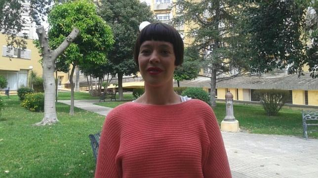 «Quiero que mi poesía pueda leerla desde una limpiadora a un catedrático»