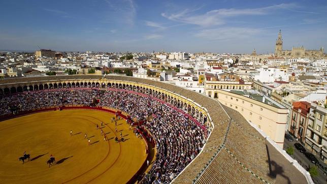 Un ciclo con mucha presencia sevillana pero poca imaginación