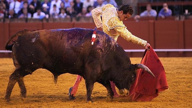 Pepe Moral, que corta oreja, maquilla la debacle de Montalvo