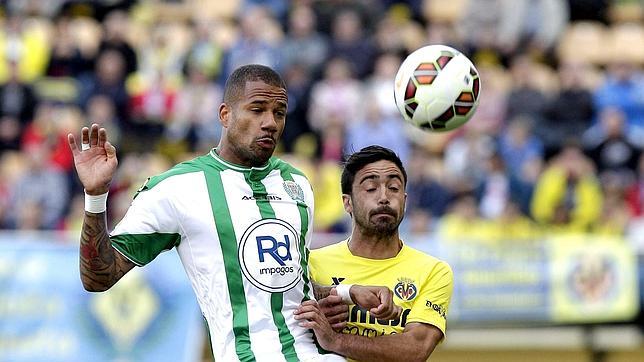 El Córdoba conserva un punto y su orgullo frente al Villarreal (0-0)