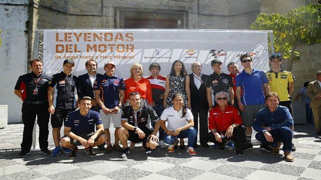 Repsol muestra su futuro y leyenda en la catedral de las motos