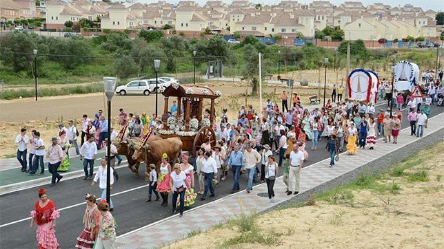 Tomares disfrutó de la romería en honor a su patrón