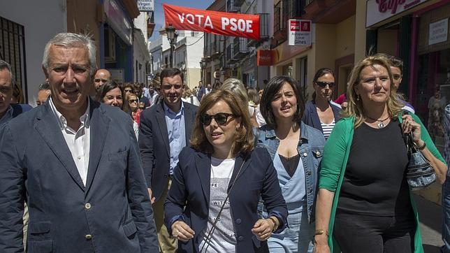 Santamaría defiende la posición del PP andaluz en la investidura de Díaz