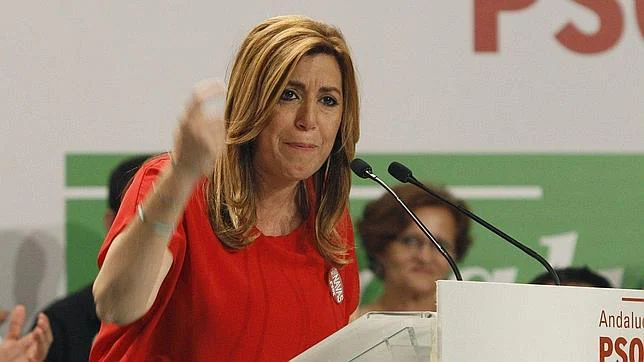 Susana Díaz advierte de que si siguen sin investirla, convocará elecciones en Andalucía
