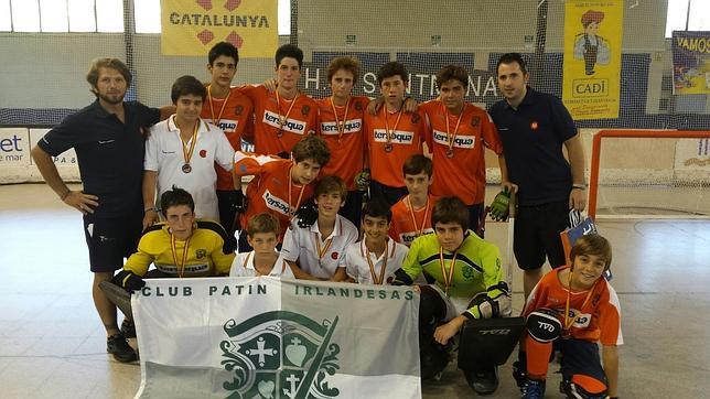 Los alevines del Club Patin Irlandesas, en una final 40 años después