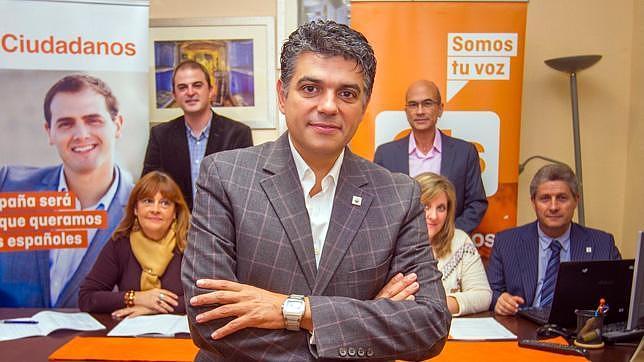 El candidato de C's en Almería no renuncia a ser alcalde