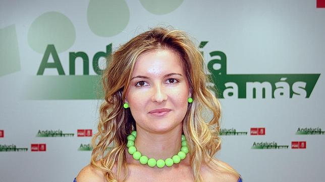 Fallece con 35 años la edil socialista María José Moya