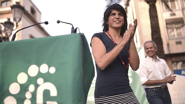 Teresa Rodríguez afirma que PSOE y PP tienen «una relación vampírica»