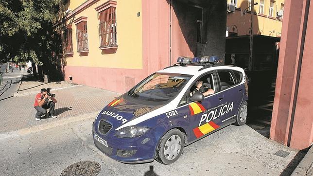 La Policía realiza cuatro arrestos en Córdoba por el fraude de la formación